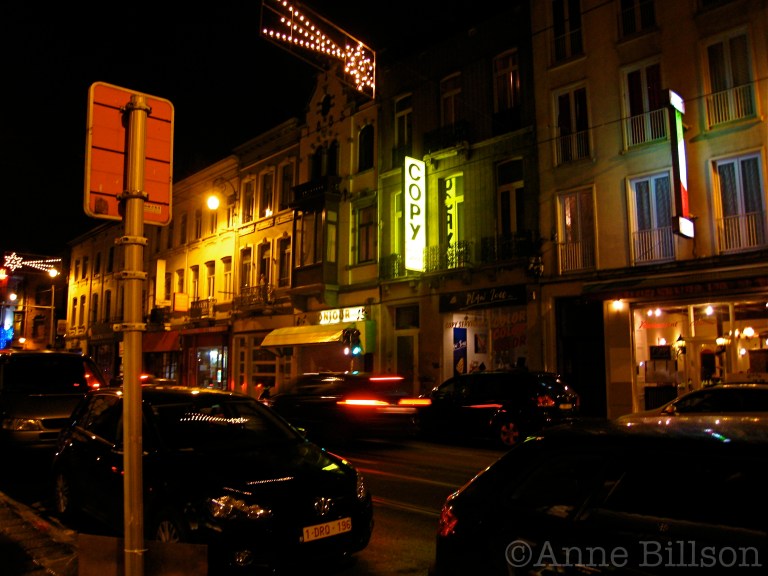 Verscheitende ster: Charleroise Steenweg, St-Gillis.