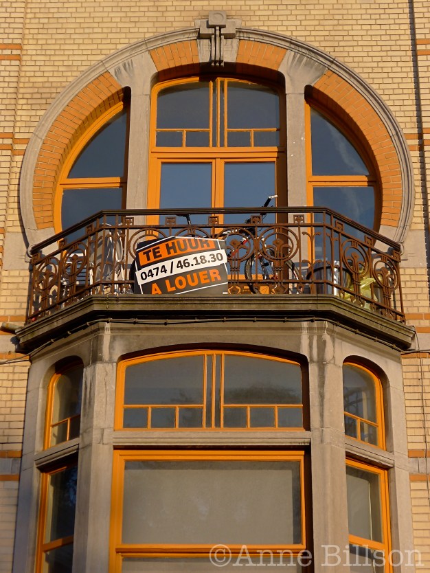 Te huur: Tenbosstraat, Elsene.