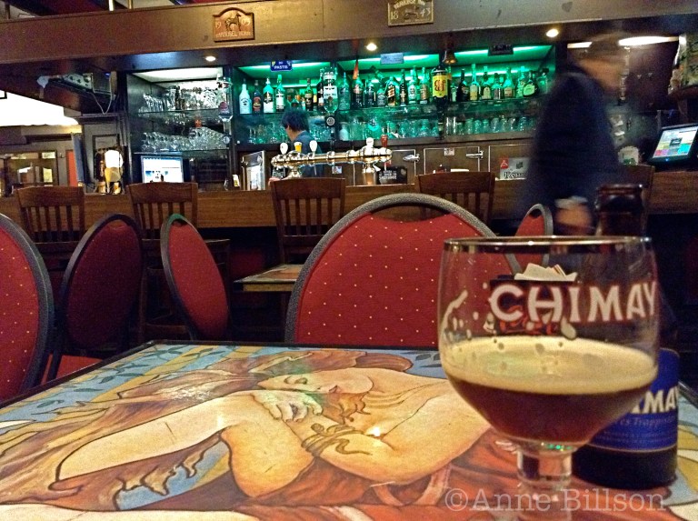 Chimay Bleue, 9%: L'Ecuyer, Schildknaapstraat 3, Brussel.