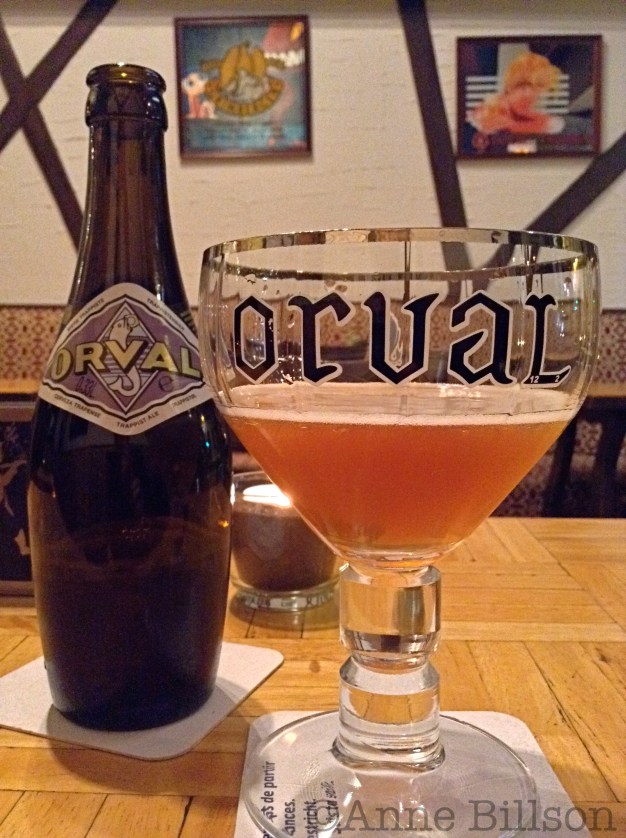Orval 6.2%: Le Prétexte, Overwinningsstraat 225, Sint-Gillis.