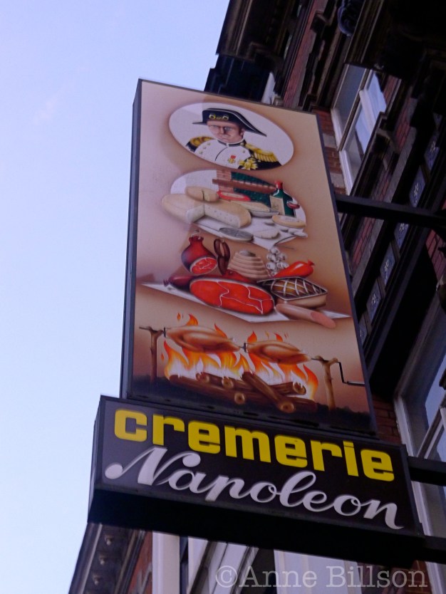 Crémerie Napoléon: Waterloosesteenweg, Sint-Gillis.