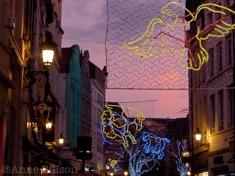 Kerstverlichting: Grasmarkt, Brussel.