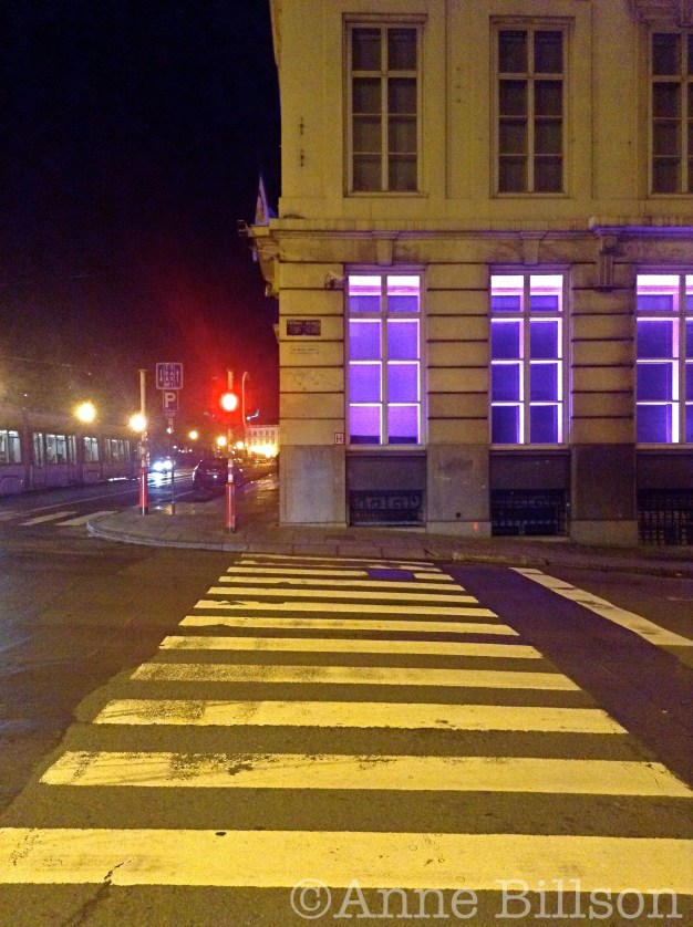 Oversteekplaats: Koloniënstraat, Brussel.