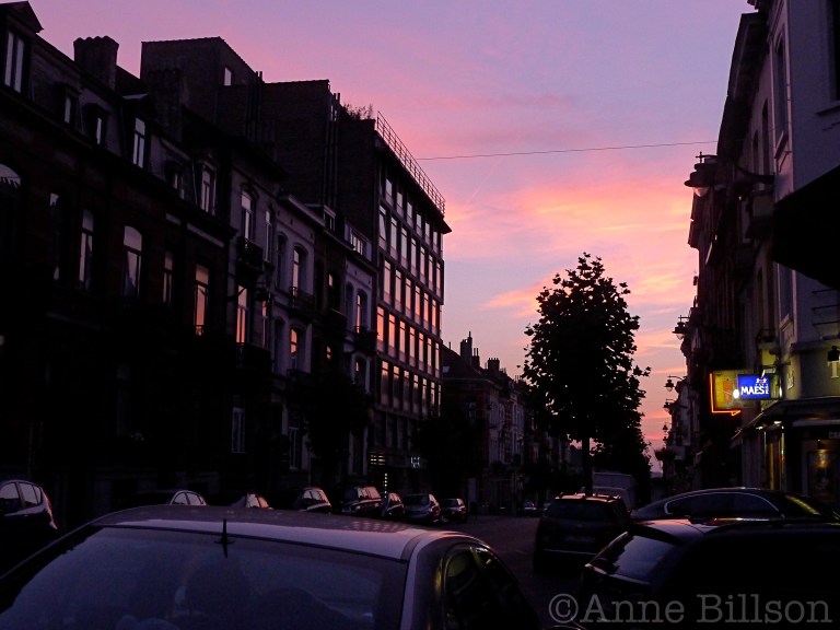 Maes: Waterloosesteenweg, Sint-Gillis.