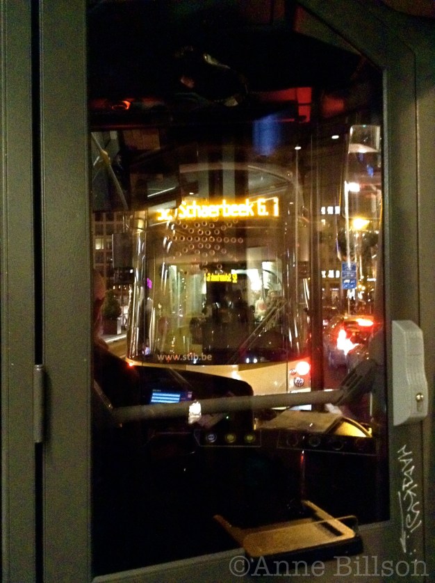 De tram aan de voorkant: Sint-Gillis.