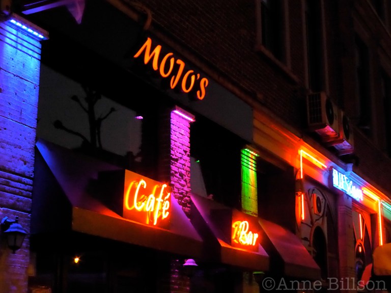 Mojo's: Antwerpselaan, Brussel.