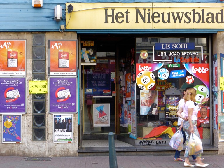 Het nieuwsblad: Waterloosesteenweg, Sint-Gillis.