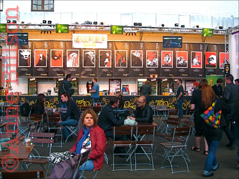 De bar bij BIFFF in Thurn en Taxis (2011): Havenlaan 86C, Brussel.