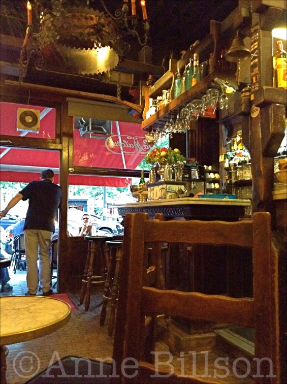 Leffe bruin, 6.5%: La Malcour, Grote Zavel 18, Brussel.