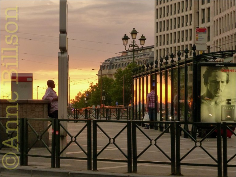 Zonsondergang over Louizaplein: Brussel.