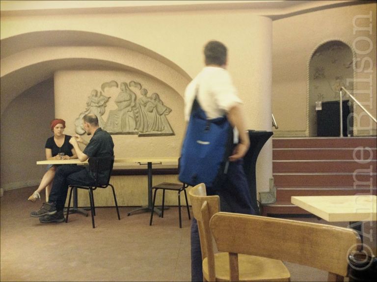 Bioscoop trap: Galeries Cinéma, Koninklijke Sint-Hubertusgalerijen 26, Brussel.