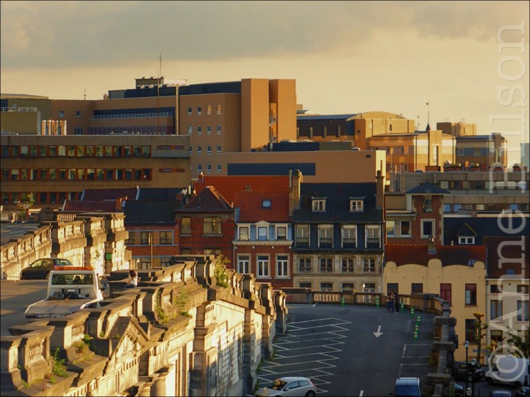 De achterkant van het Justitiepaleis: de Wynantsstraat, Brussel.