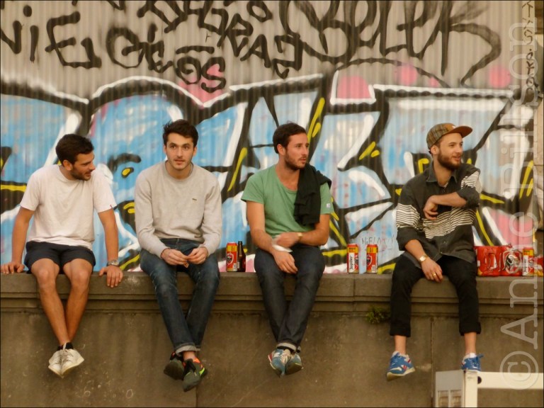 De Jupiler vier: Justitiepaleis, Poelaertplein, Brussel.