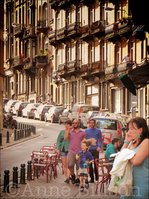 Naar Flageyplein: de Vergniesstraat, Elsene.