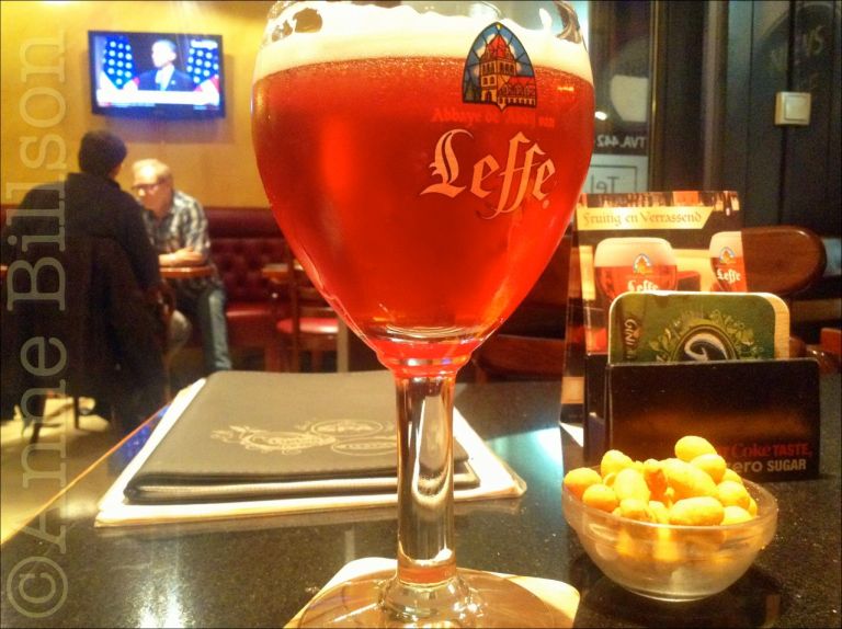 Leffe Ruby, 5% (jasses!): News-Café, Jourdanstraat 22, Sint-Gillis.
