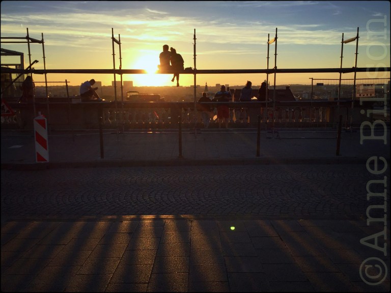 Zonsondergang steigers: Poelaertplein, Brussel.