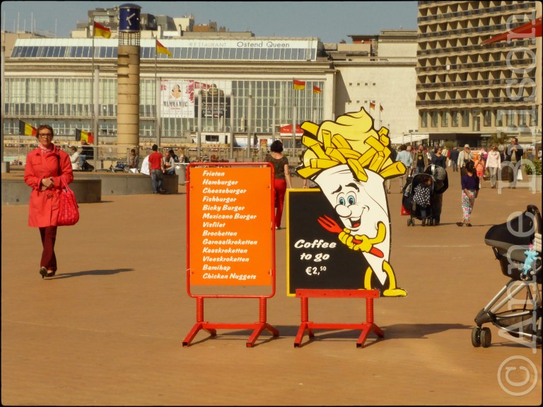 Coffee to go (beide kanten): Albert I-promenade, Oostende.