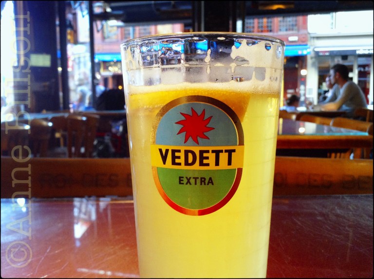 Vedett van't vat (4.7%): Le Roi des Belges, Jules Van Praetstraat 35, Brussel.