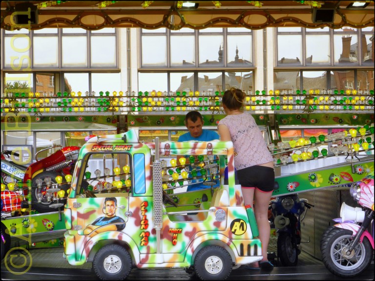 Special agent: De kermis van Namen, Rue des Bourgeois, Namen.