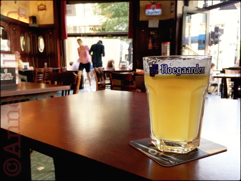 Hoegaarden witbier (4.9%): Au Laboureur, Vlaamsesteenweg 108, Brussel.