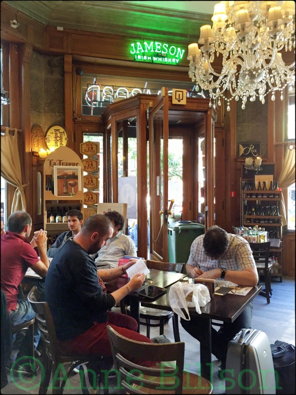 Brasserie du Lombard: Lombardstraat 1, Brussel.