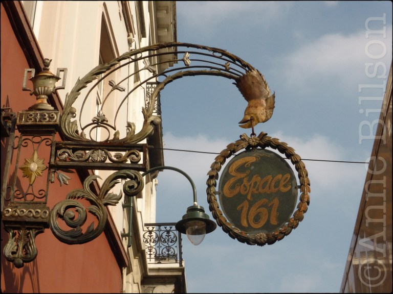 Espace 161: Hoogstraat, Brussel.