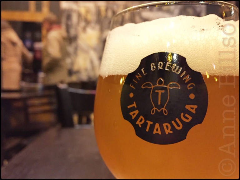 Super Fresca (6%): L'AuBIÈREgiste, Waterleidingsstraat 63, Sint-Gillis.