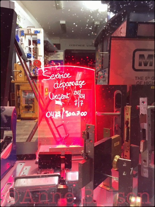 Service dépannage: Charleroise Steenweg, Sint-Gillis.