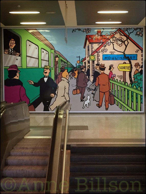 Kuifje bij Brussel-Zuid: Brussel-Zuid, Sint-Gillis.