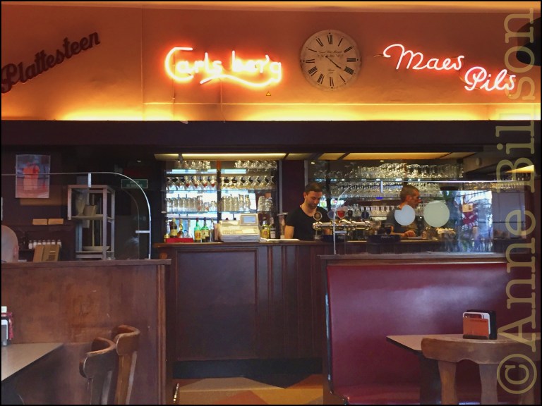 Le Plattesteen bis: Le Plattesteen, Kolenmarkt 41, Brussel.