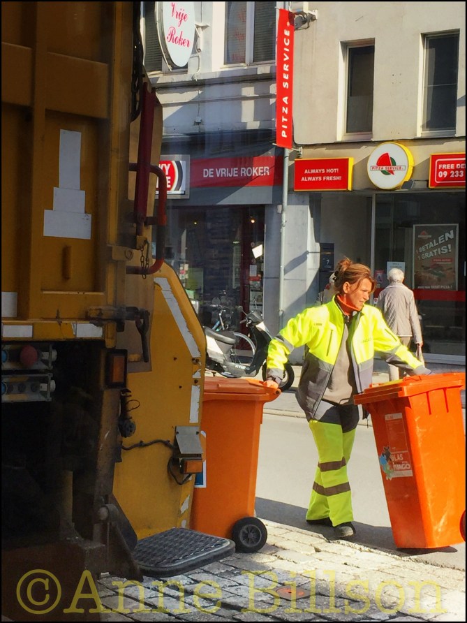Vuilnisbak collectie: Sint-Pietersnieuwstraat, Gent.